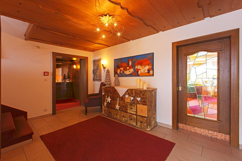 Pension St.Lukas พฟุนด์ส ภายนอก รูปภาพ